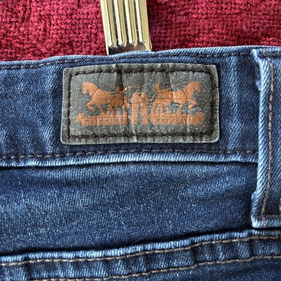 Levi's Perfectly Shaping 512 Boot Cut Darkwash Jeans Size 18m - Picture 6 of 8